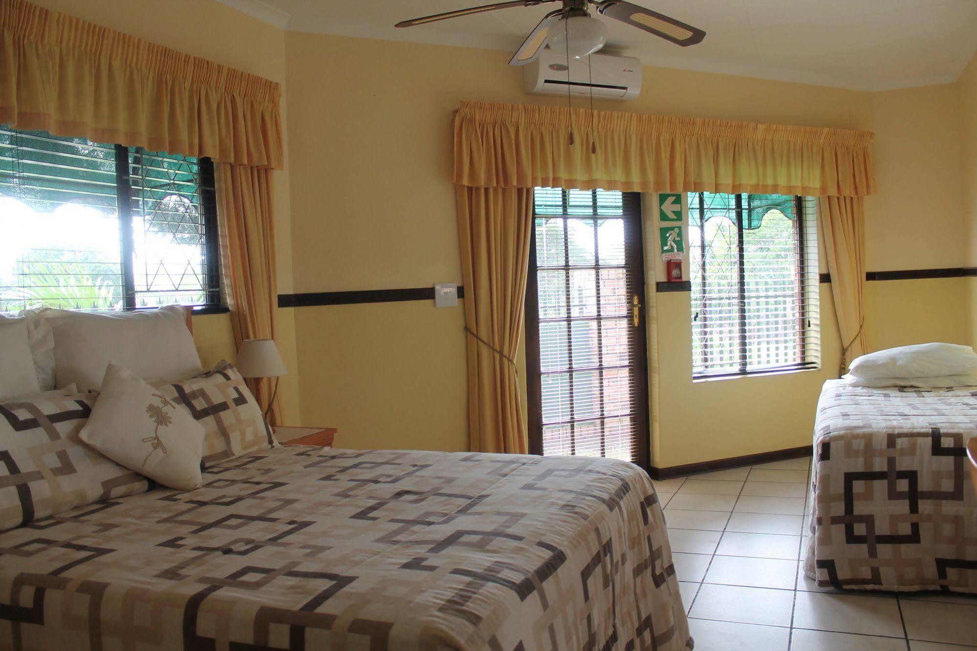 La Mer Lodge Richards Bay Exteriér fotografie